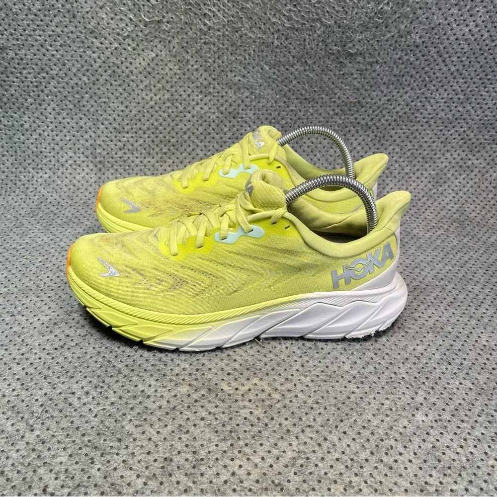 Hoka One One Arahi 6 Yellow Running Shoes Size 9 Women’s